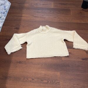 Hashtag Cream Women’s Sweater Size Large